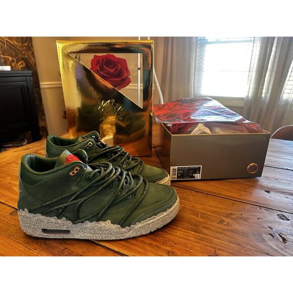 Jordan Size 13.5 (Men’s 12) 3 Retro OG Teyana Taylor Concrete Rose Women's Shoes